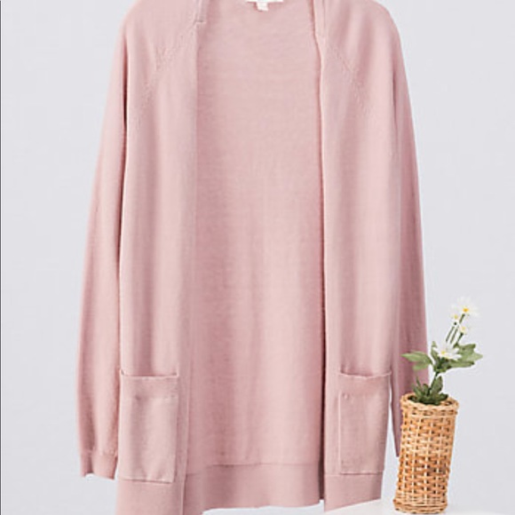 Simple Pink Cardigan - Picture 6 of 7